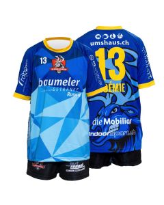 WarmUp Shirt blau und Match Shorts schwarz Set SG Ruswil Wolhusen